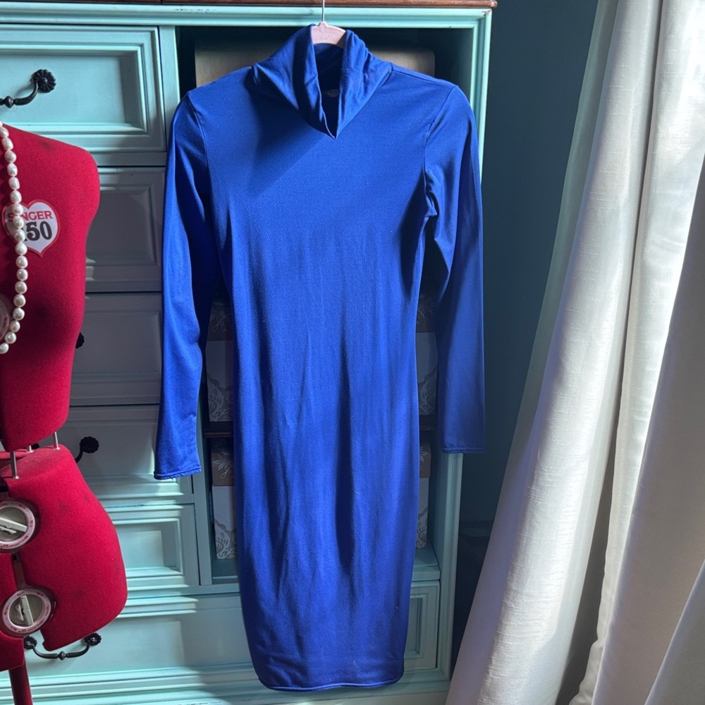 Turtleneck midi dress XS